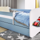 Babydreams juniorsng med racerbil, med madrass, stdbrda, lda - vit och bl laminat (140x70)