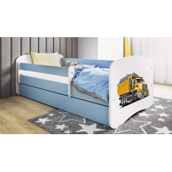 Babydreams juniorseng med lastbil, m. madras, sengehest, skuffe - hvid og bl laminat (140x70)