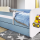 Babydreams juniorseng med gravemaskine, m. madras, sengehest, skuffe - hvid og bl laminat (180x80)