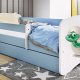 Babydreams juniorsng med liten dinosaurie, med madrass, stdbrda, lda - vit och bl laminat (160x80)