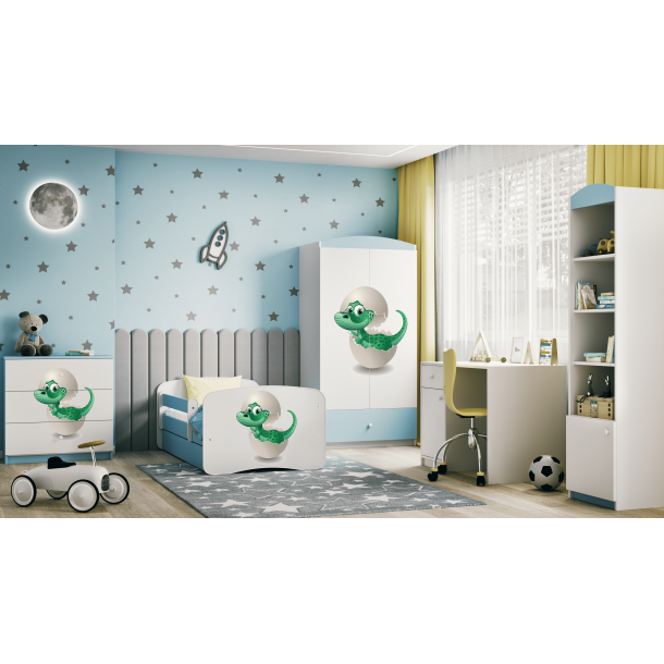 Babydreams juniorseng med lille dino, m. madras, sengehest, skuffe - hvid og bl laminat (160x80)