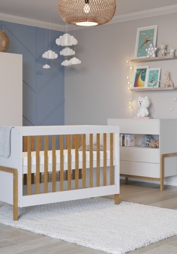 Victor sprinkelseng for baby, uten madrass - hvit laminat og naturlig eik (120x60)