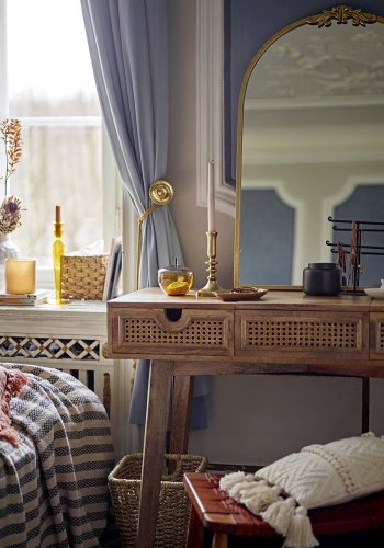 BLOOMINGVILLE Perth sminkebord, m. speil og 2 skuffer - naturlig mangetre (102x45)