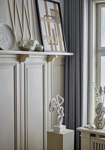 BLOOMINGVILLE Arista-skulptur - hvit harpiks