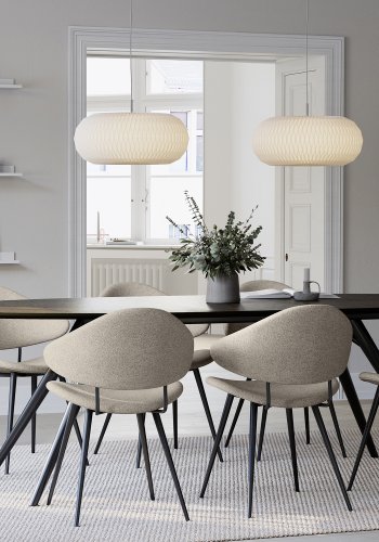 DAN-FORM NAPOLEON Stol Pebble Earth boucl-stoff med svarte ben