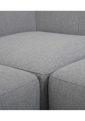 New York chaiselongsofa (tre moduler) - lysegr polyester stof og sort plastik