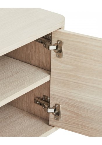 Nyborg TV-bord, m. 2 drer og 3 hyller - hvitoljet eikefiner, eik og tre (180x45)