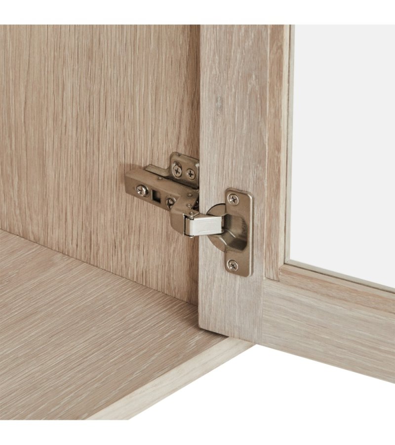 Nyborg veggskap, m. LED-lys, 3 glassdrer, 3 glasshyller - hvitoljet eikefiner og eik