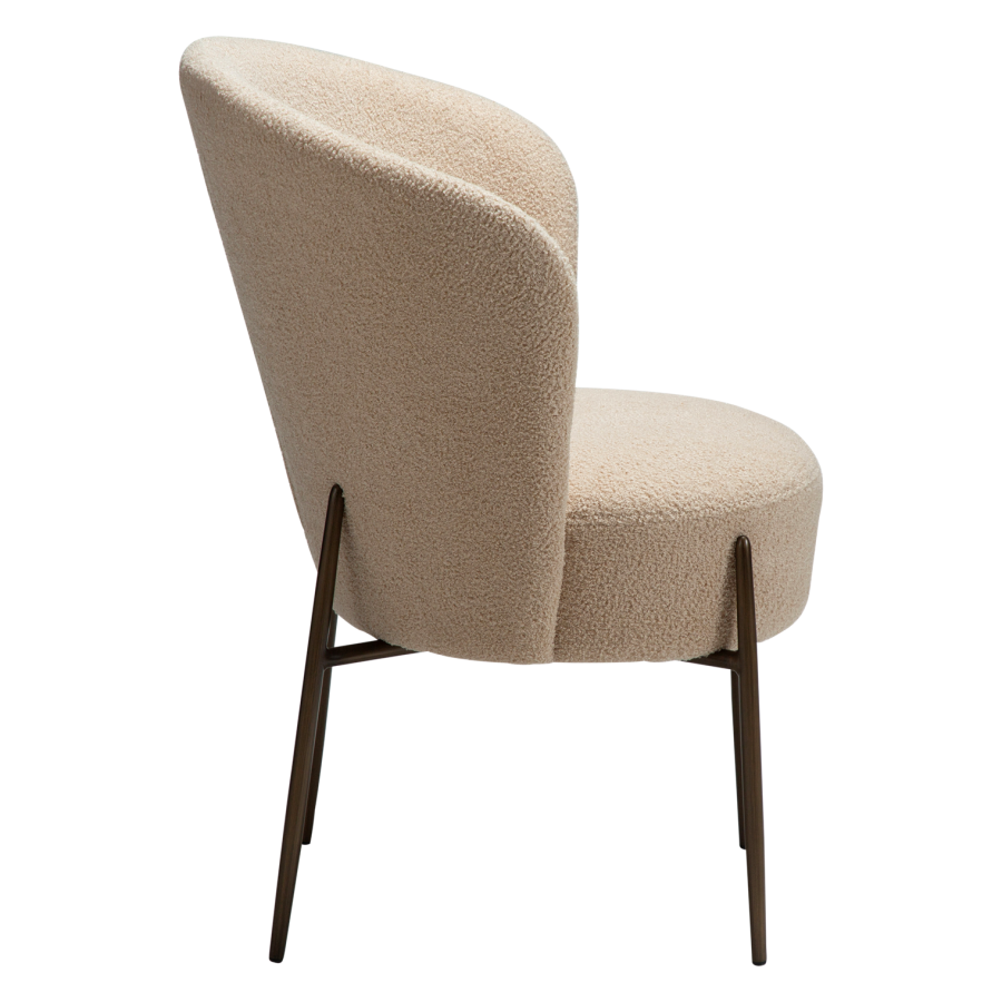 DANFORM Orbit Esszimmerstuhl - matt mandelfarbener RPES Bouclé-Stoff mit Glitzer und antikem Messingstahl