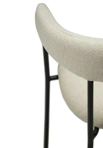 DAN-FORM Plenti Sessel - cremefarbener Bouclé-Stoff und schwarzer Stahl