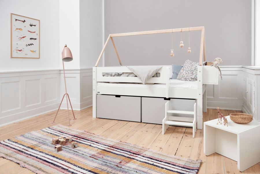 Manis-H Nanna Enkels�ng med designsk�nk och h�ga l�dor - 200 cm - 90x200