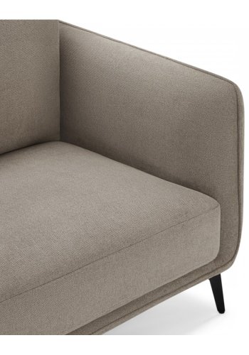 Selena 3-manns sofa - kamelbrunt stoff og sort metall