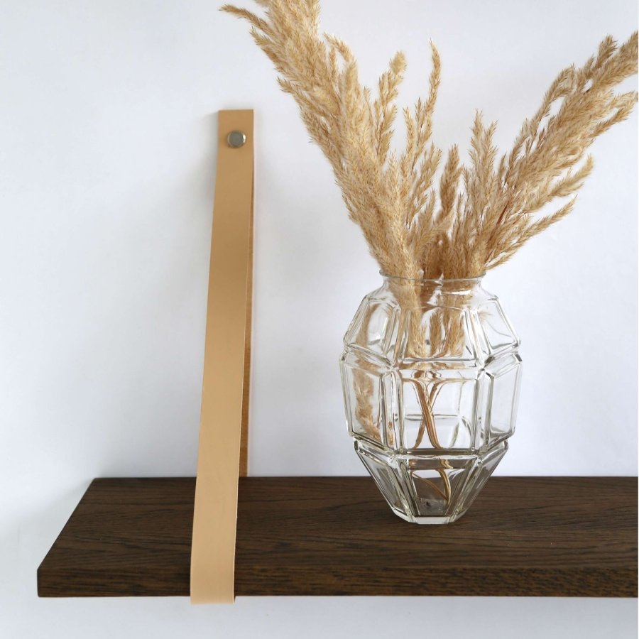 NocNoi Harre Vig Wandregal – geräucherte Eiche mit Naturlederband, 50–100 cm.