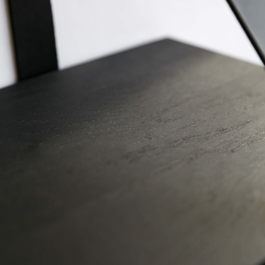 NocNoi Harre Vig vegghylle - sortoljet eik m. sort lrreim, 50-100