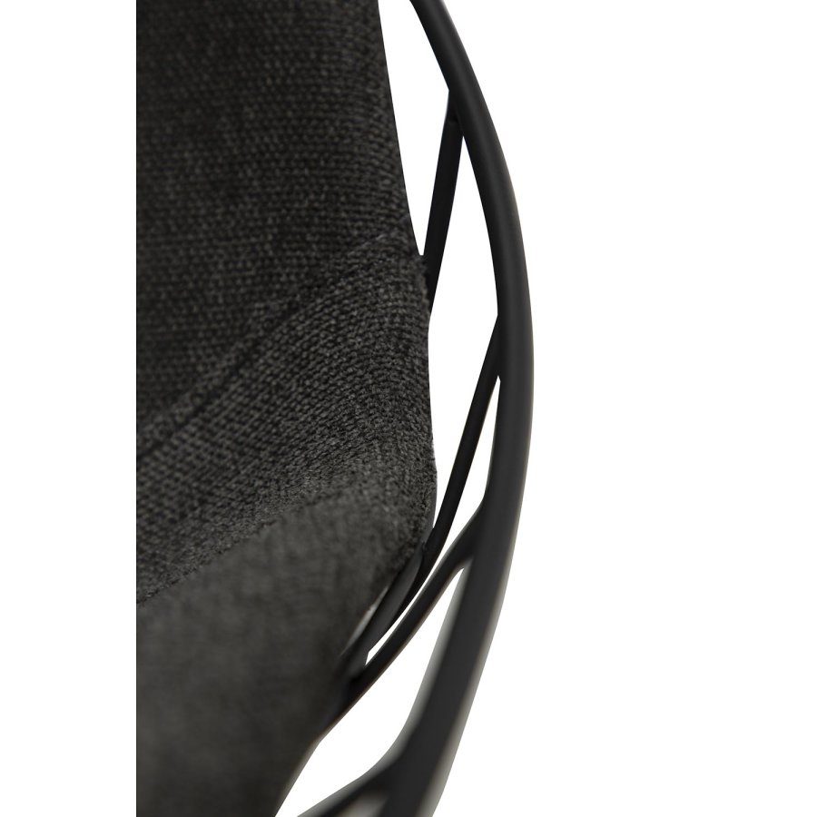 DAN-FORM Sway Esszimmerstuhl - schwarzer Stoff und schwarzer Stahl
