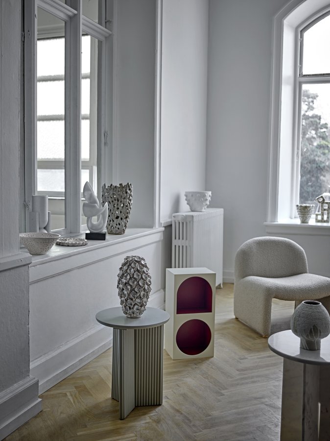 BLOOMINGVILLE Graphia Bücherregal, Weiß, MDF (L30xH60xB24 cm)