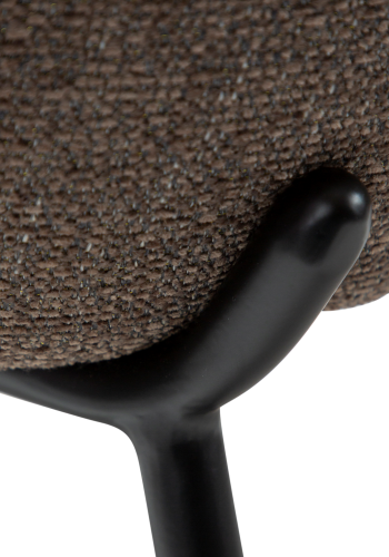 DANFORM Utopia Esszimmerstuhl, hohe Rückenlehne - Major brauner Bouclé-Stoff und schwarzer Stahl