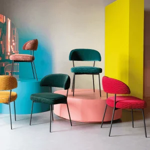 BOLD MONKEY The Winner Takes It All spisestuestol - mrkegrnn flyel og svart jern